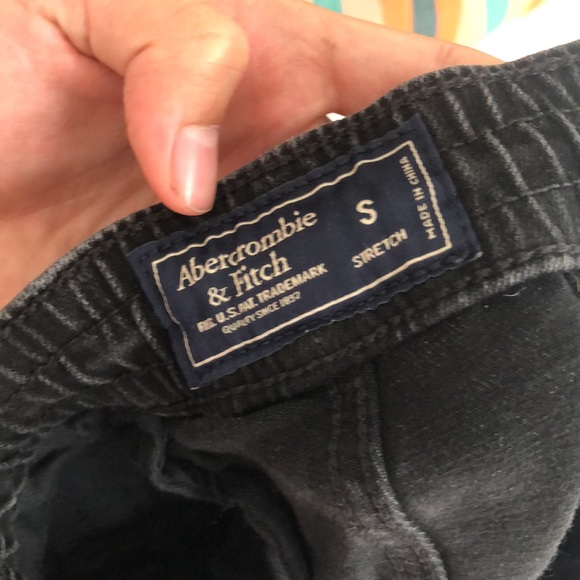 Abercrombie black jeans size S - Picture 3 of 3